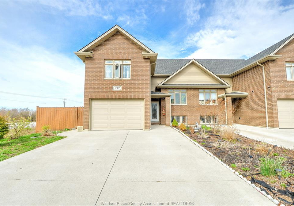 212-adams-avenue-amherstburg-ontario-26012103