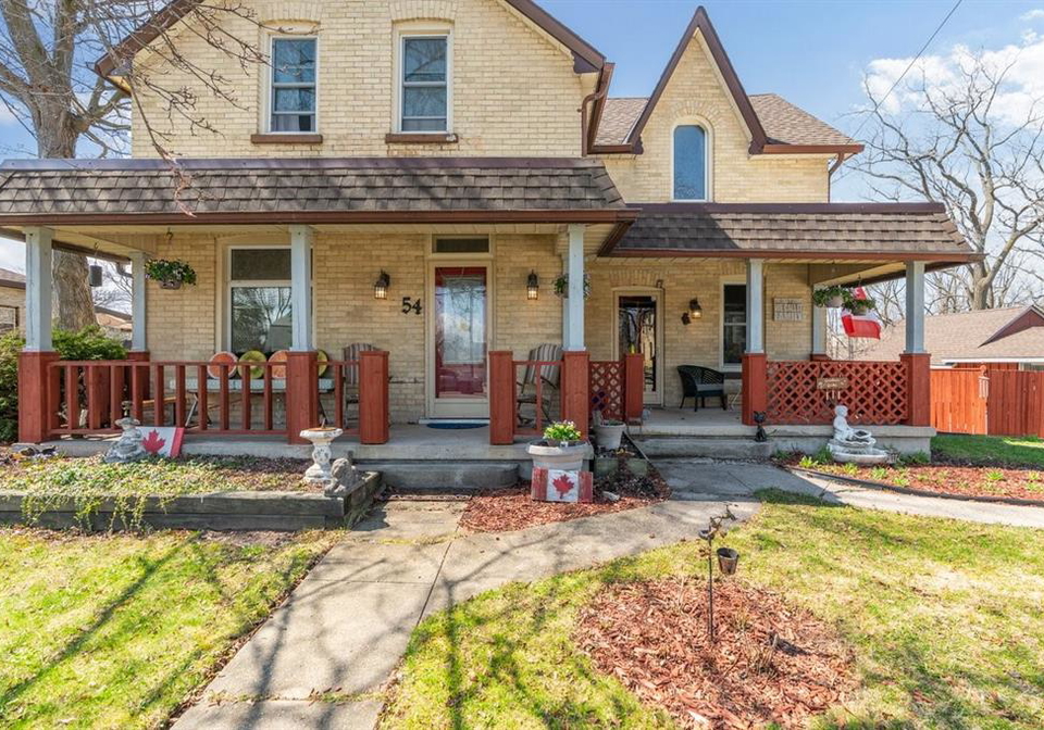 54-main-street-south-lambton-shores-ontario-26012108