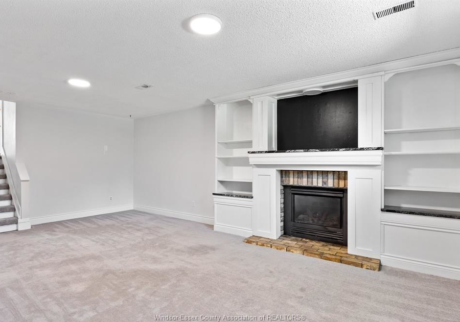 3418-deerbrook-drive-windsor-ontario-26012109