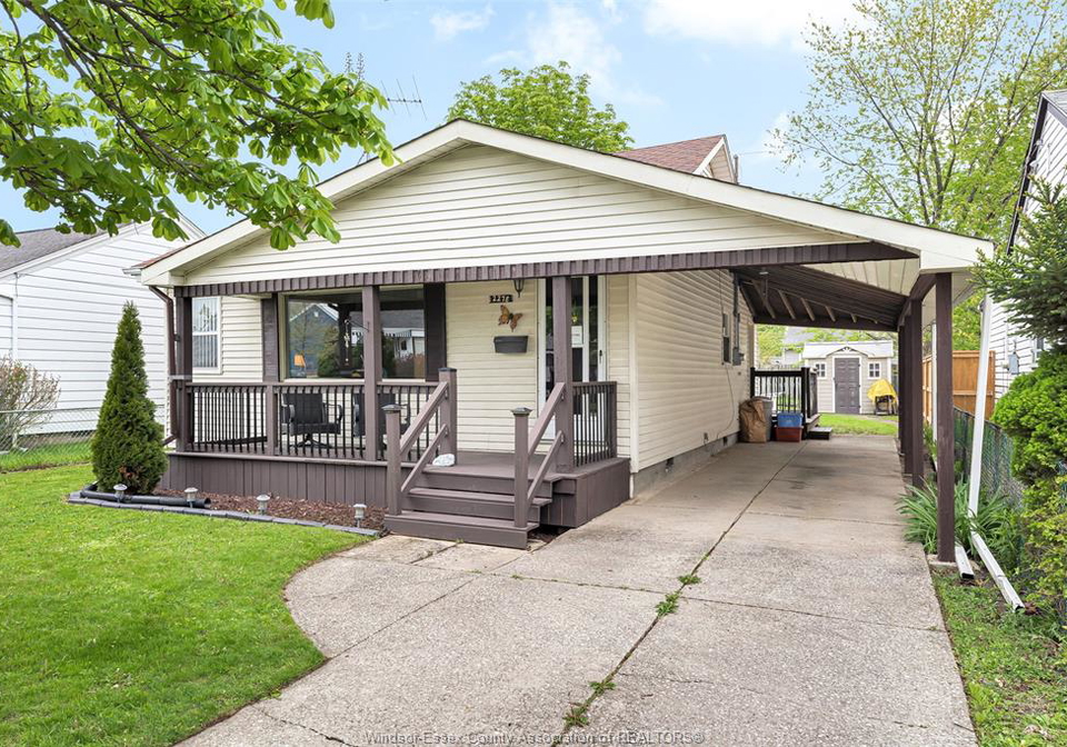 2278-marentette-avenue-windsor-ontario-26012131