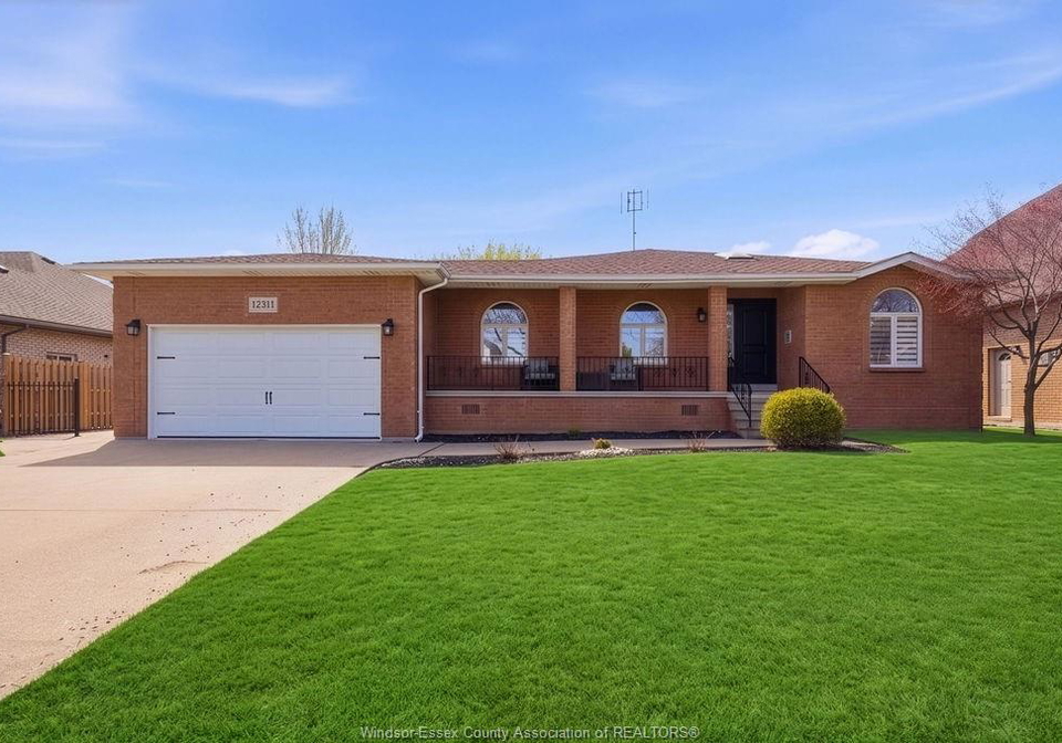 12311-vickery-lane-tecumseh-ontario-26012141