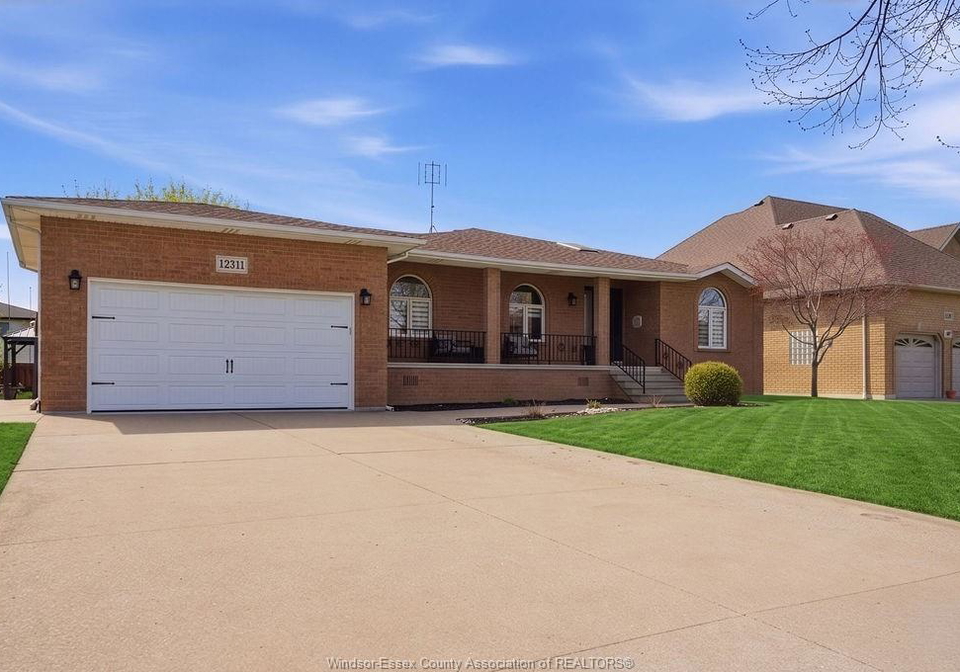 12311-vickery-lane-tecumseh-ontario-26012141