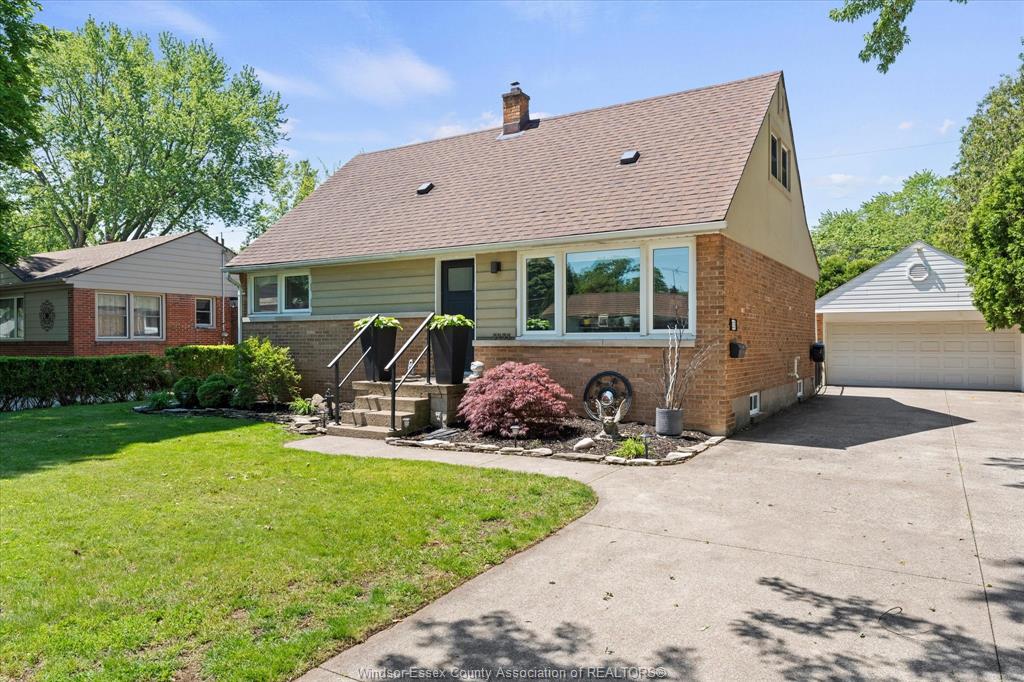 3233-dandurand-windsor-ontario-26012146