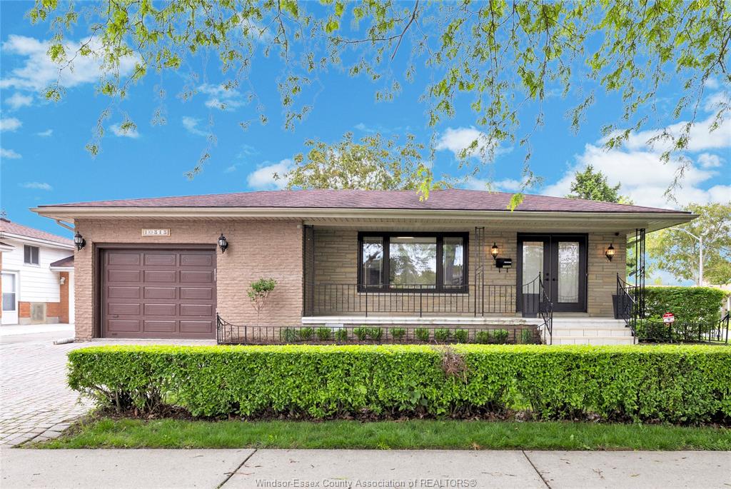 10515-mulberry-windsor-ontario-26012150