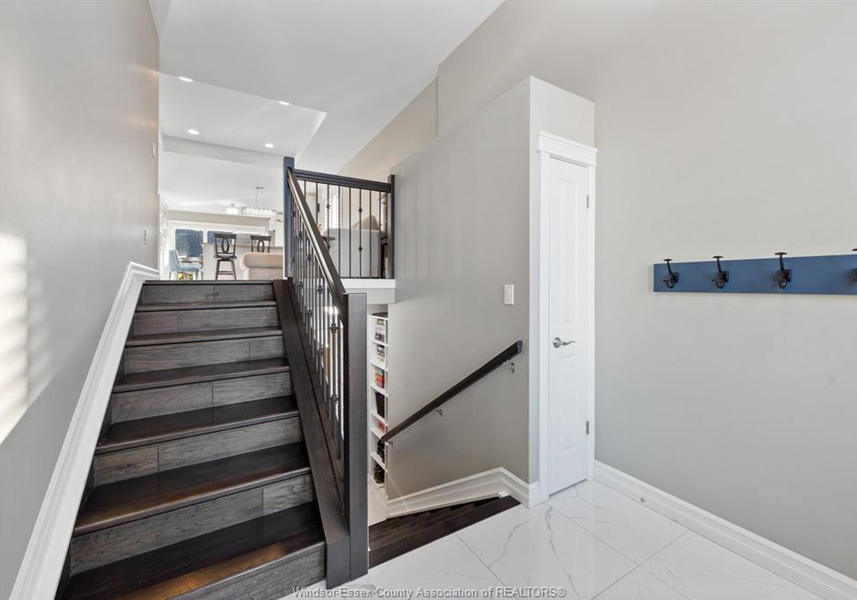 203-adams-avenue-amherstburg-ontario-26012155