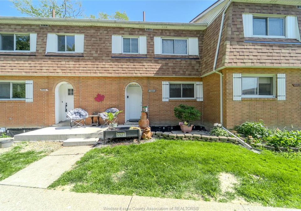 5523-empress-street-windsor-ontario-26012159