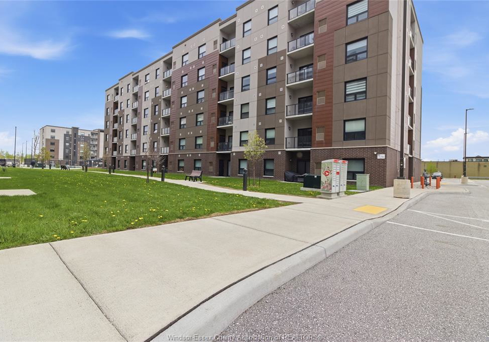 728-brownstone-drive-lakeshore-ontario-26012167
