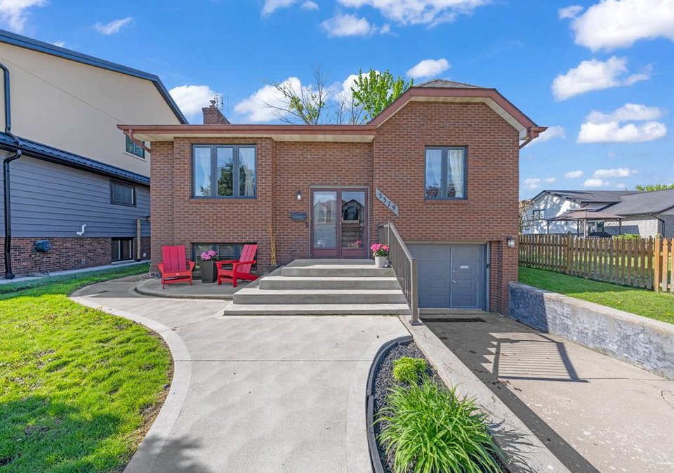 2379-via-vita-windsor-ontario-26012195