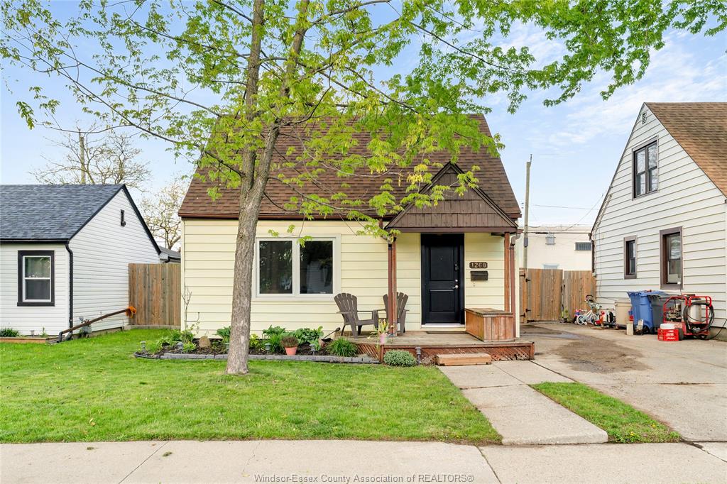 1260-oak-windsor-ontario-26012197