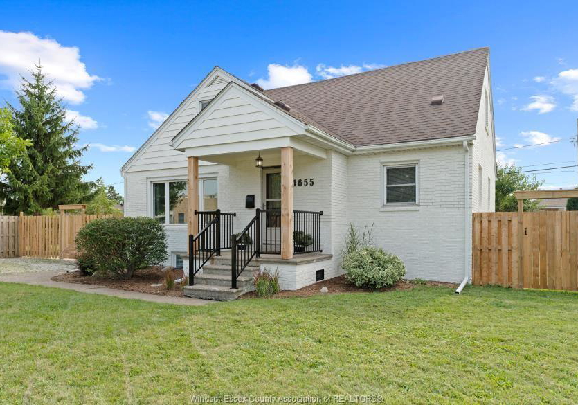 1655-partington-avenue-windsor-ontario-26012201