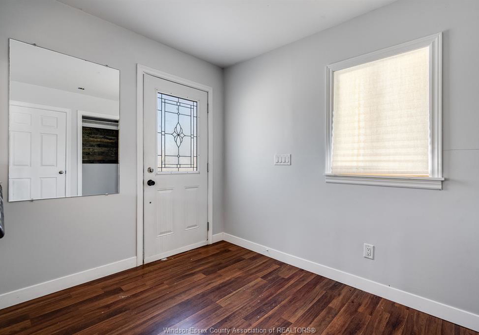 4-cedar-crescent-mcgregor-ontario-26012203