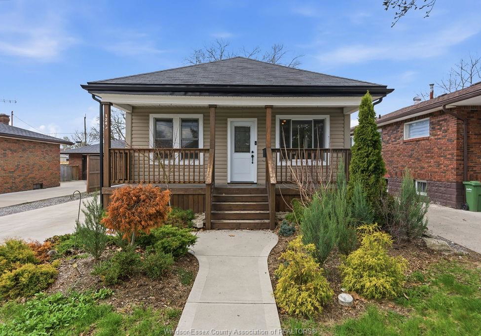 1245-george-windsor-ontario-26012207