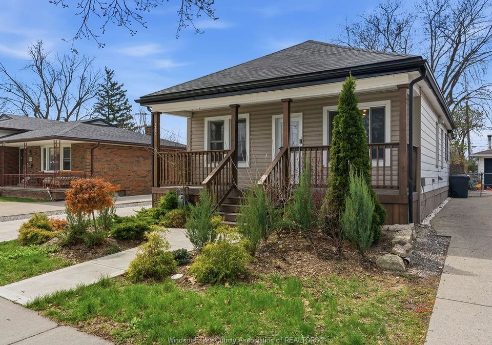 1245-george-windsor-ontario-26012207