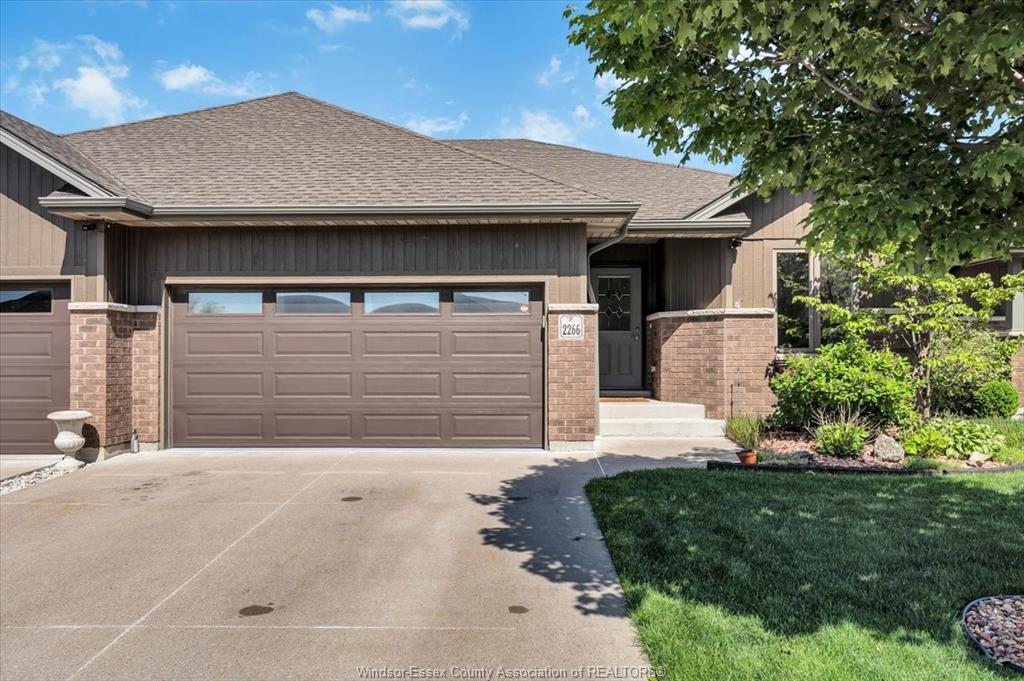 2266-gatwick-avenue-windsor-ontario-26012208