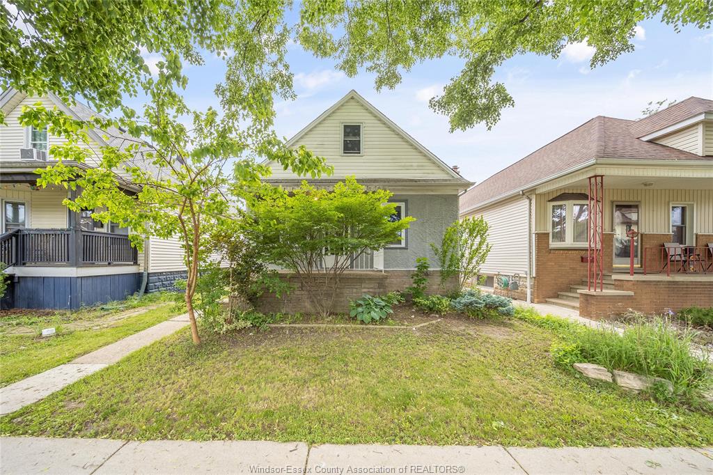 1153-gladstone-avenue-windsor-ontario-26012223