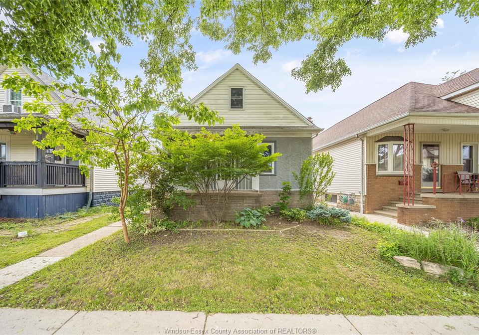 1153-gladstone-avenue-windsor-ontario-26012223