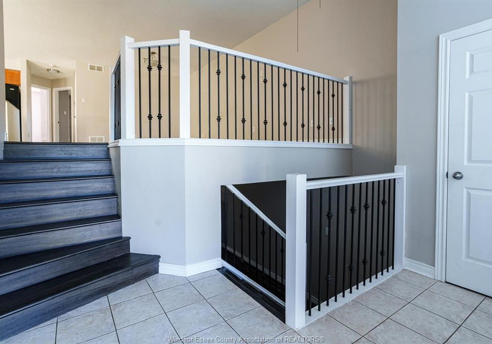 1575-heatherglen-drive-tecumseh-ontario-26012243