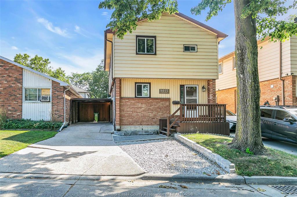 9015-copperfield-court-windsor-ontario-26012266