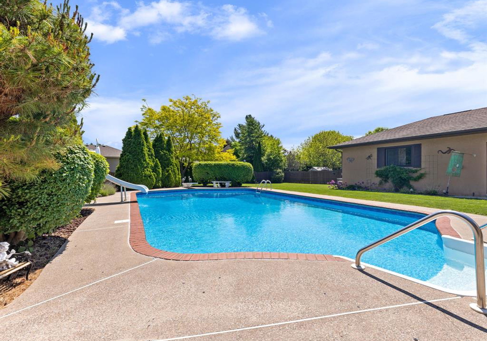 118-pointe-west-drive-amherstburg-ontario-26012269