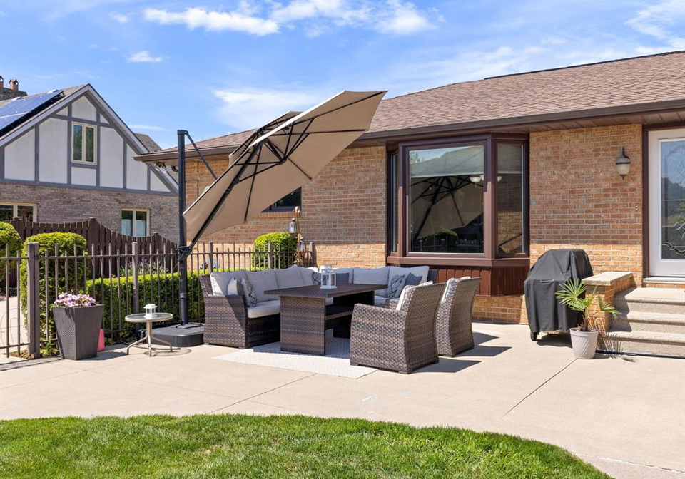 118-pointe-west-drive-amherstburg-ontario-26012269