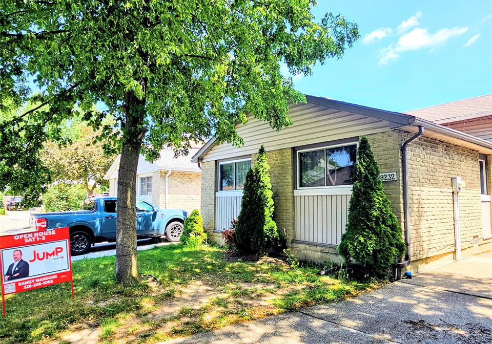 8232-gregory-place-windsor-ontario-26012283