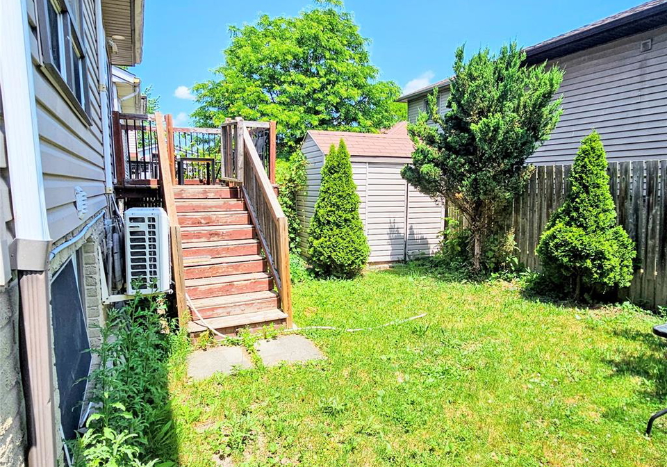 8232-gregory-place-windsor-ontario-26012283