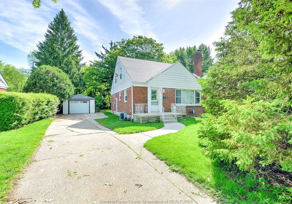 2870-alexandra-avenue-windsor-ontario-26012285