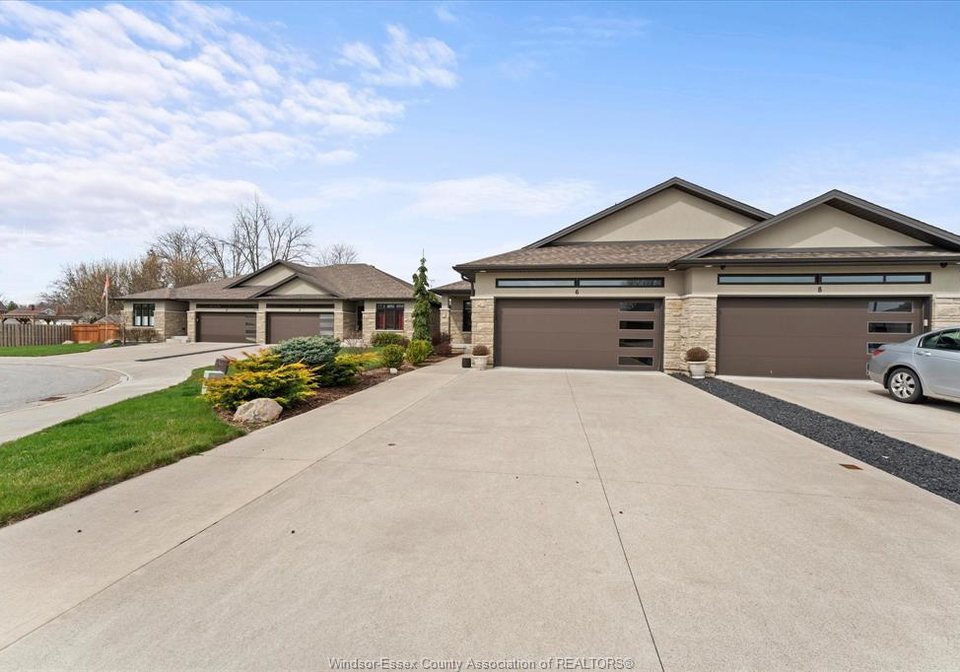 6-holly-kingsville-ontario-26012289