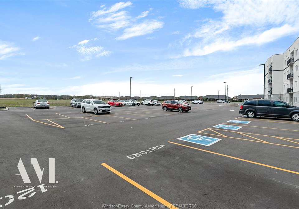 1900-6th-concession-lasalle-ontario-26012297