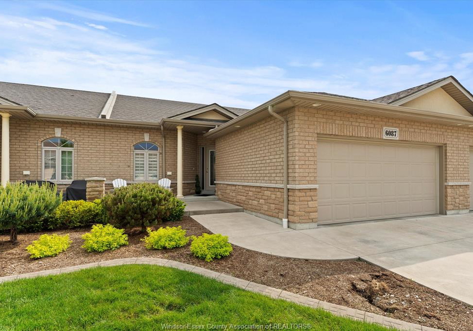6087-livingstone-street-windsor-ontario-26012309