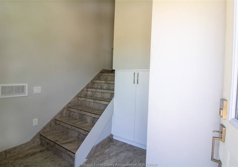 57-windwood-drive-leamington-ontario-26012318