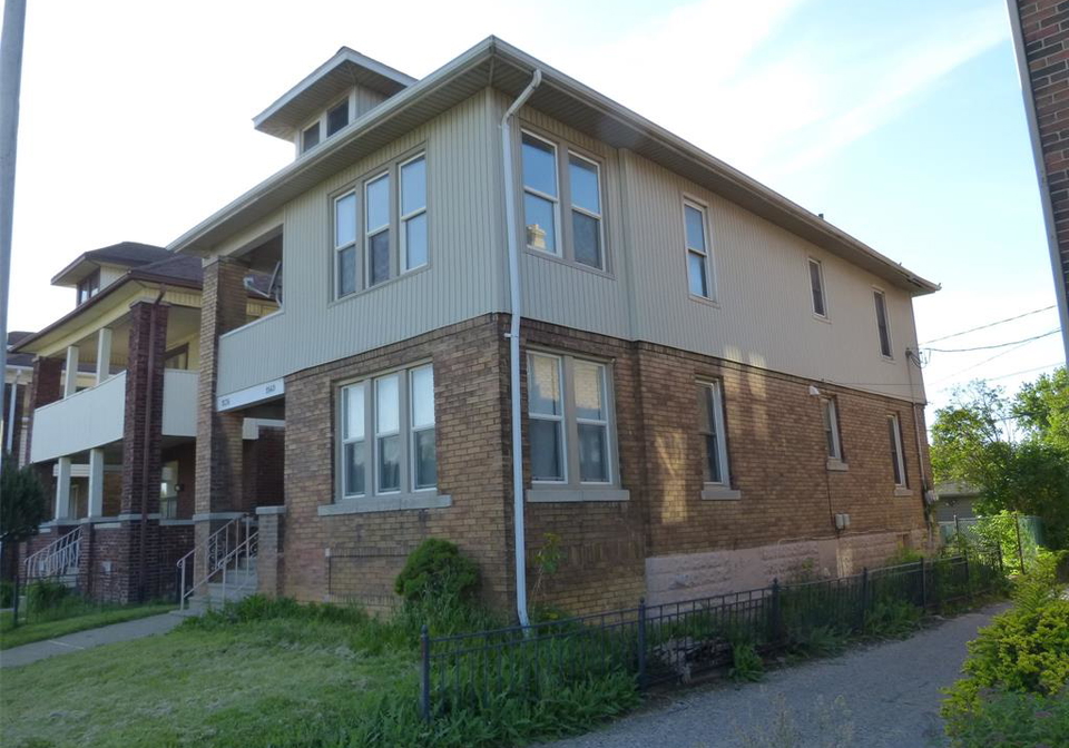 1140-giles-boulevard-east-windsor-ontario-26012319
