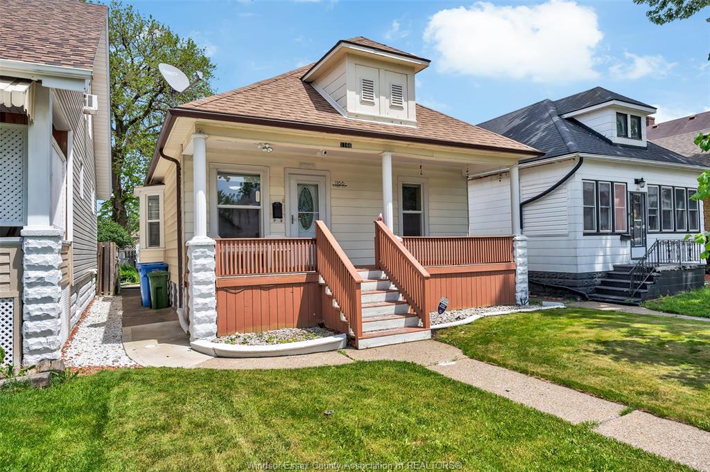 1166-pierre-avenue-windsor-ontario-26012334