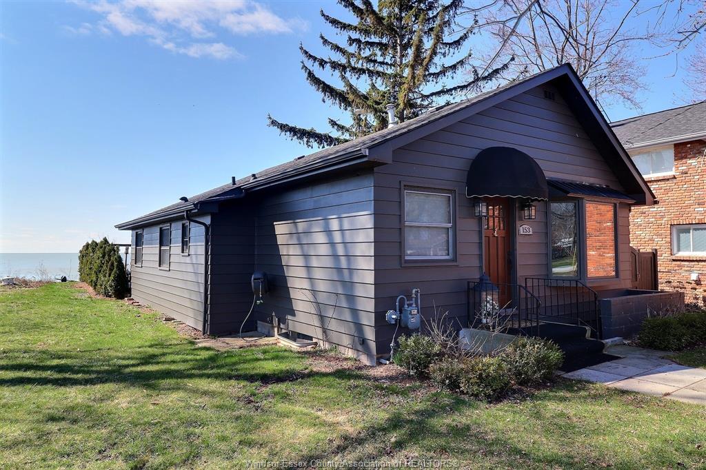153-adelaide-street-essex-ontario-26012351