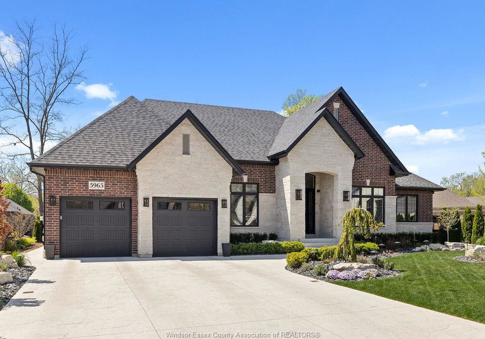 lot-7-disputed-road-lasalle-ontario-26012358