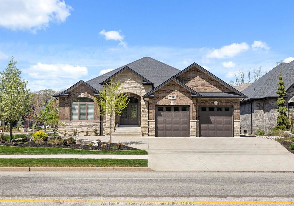 lot-8-disputed-road-lasalle-ontario-26012360