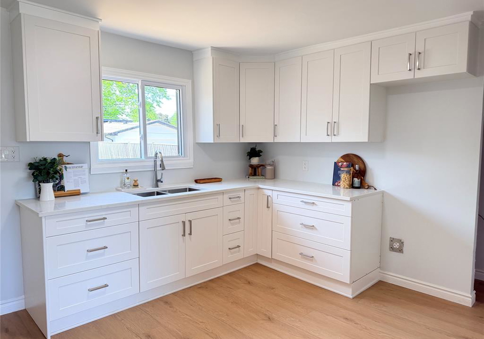 1651-aubin-windsor-ontario-26012375