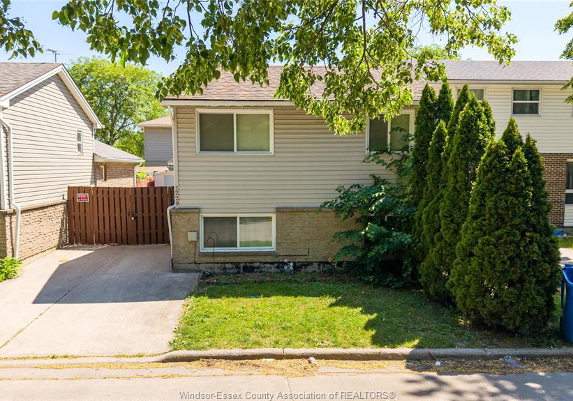 1229-arncliffe-windsor-ontario-26012378