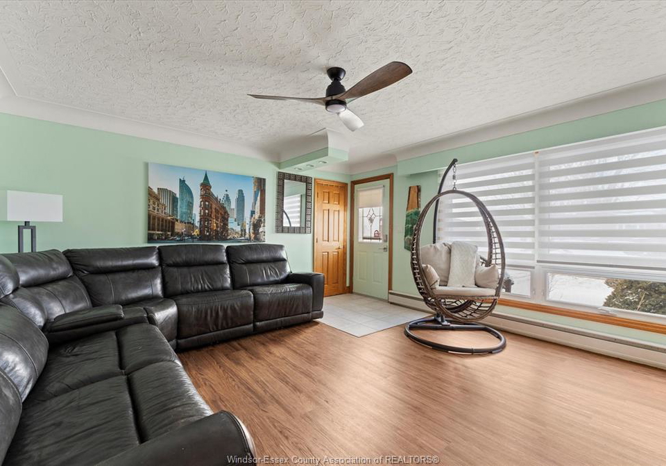 22-roger-street-leamington-ontario-26012415