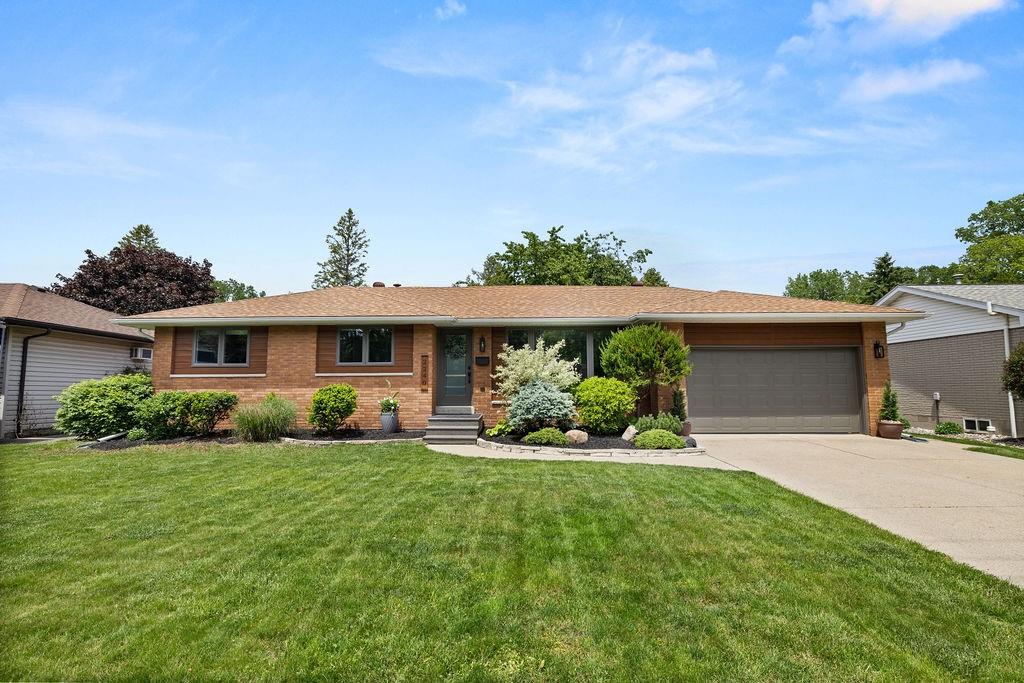 2240-todd-lane-lasalle-ontario-26012424