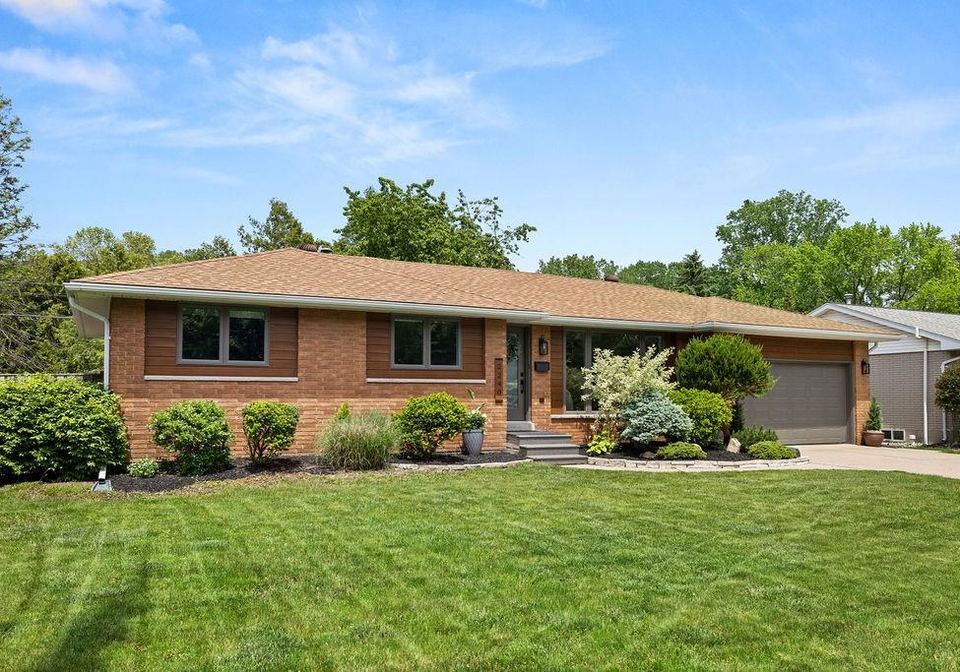 2240-todd-lane-lasalle-ontario-26012424