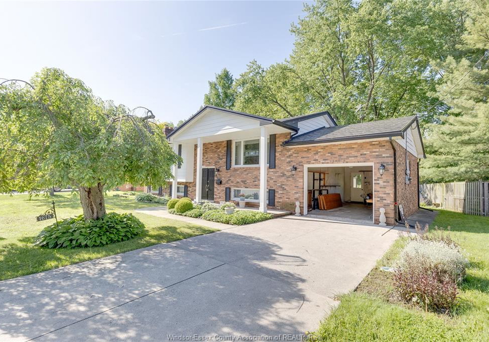 1675-bouffard-road-lasalle-ontario-26012438