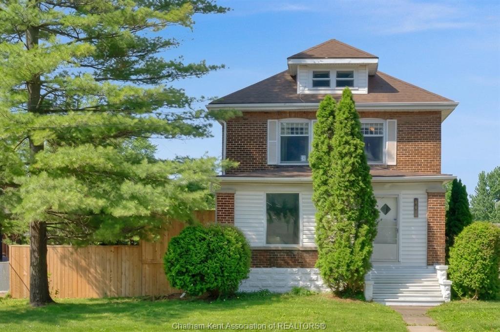 448-queen-street-chatham-ontario-26012443