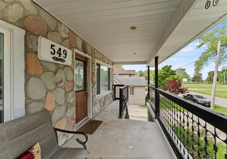 549-clover-windsor-ontario-26012452