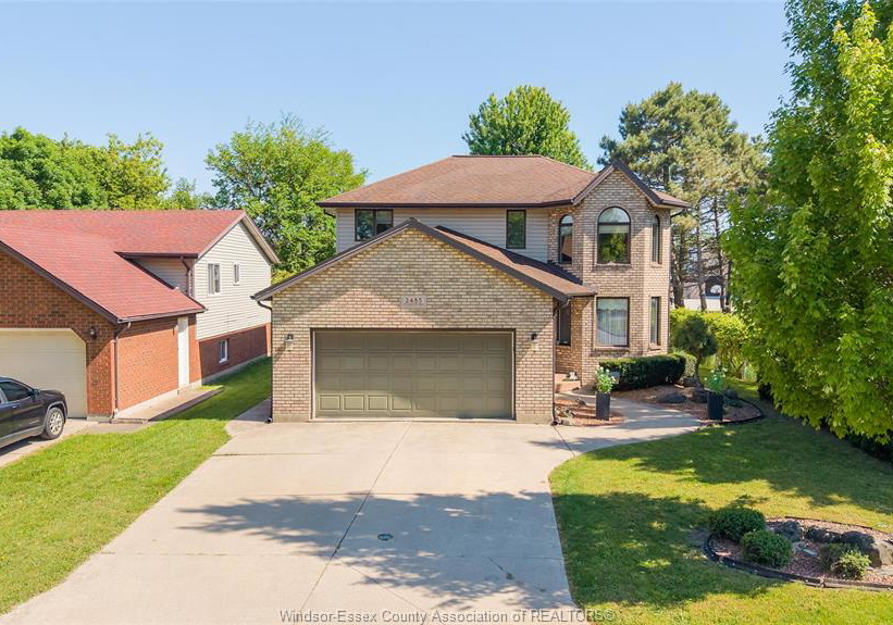 2485-youngstown-street-windsor-ontario-26012478