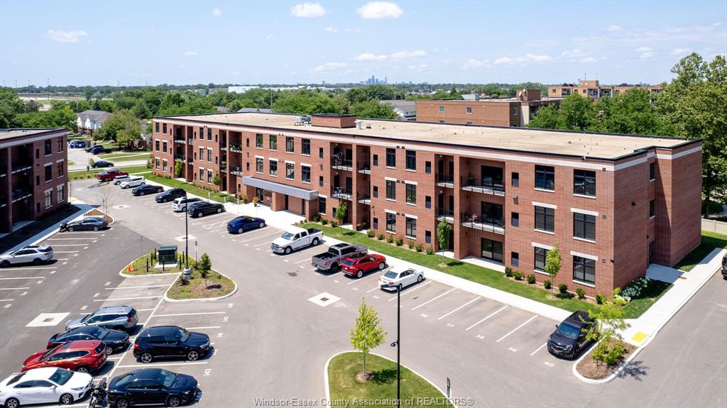 3160-meadowbrook-lane-windsor-ontario-26012492