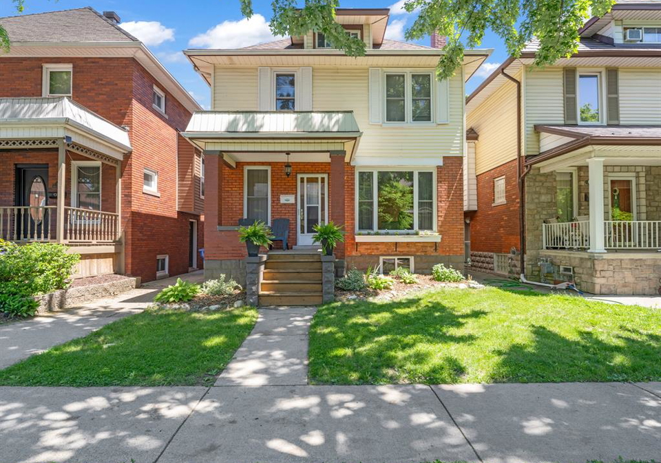 908-windermere-road-windsor-ontario-26012499