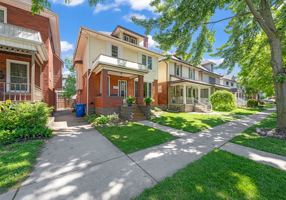 908-windermere-road-windsor-ontario-26012499