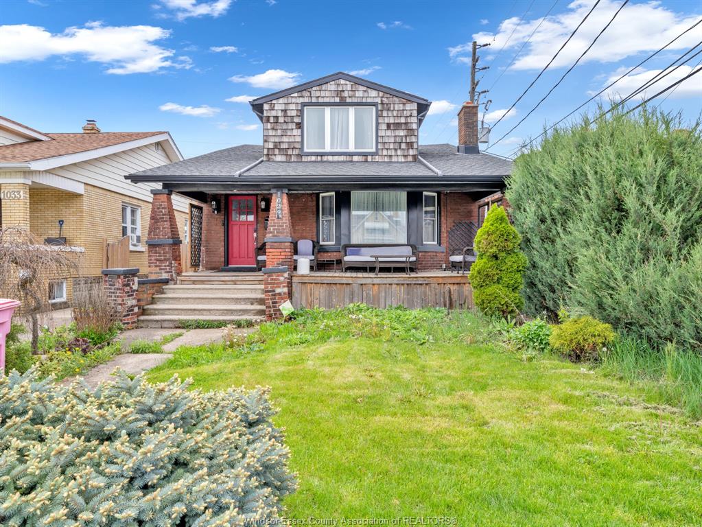 1029-parent-windsor-ontario-26012500