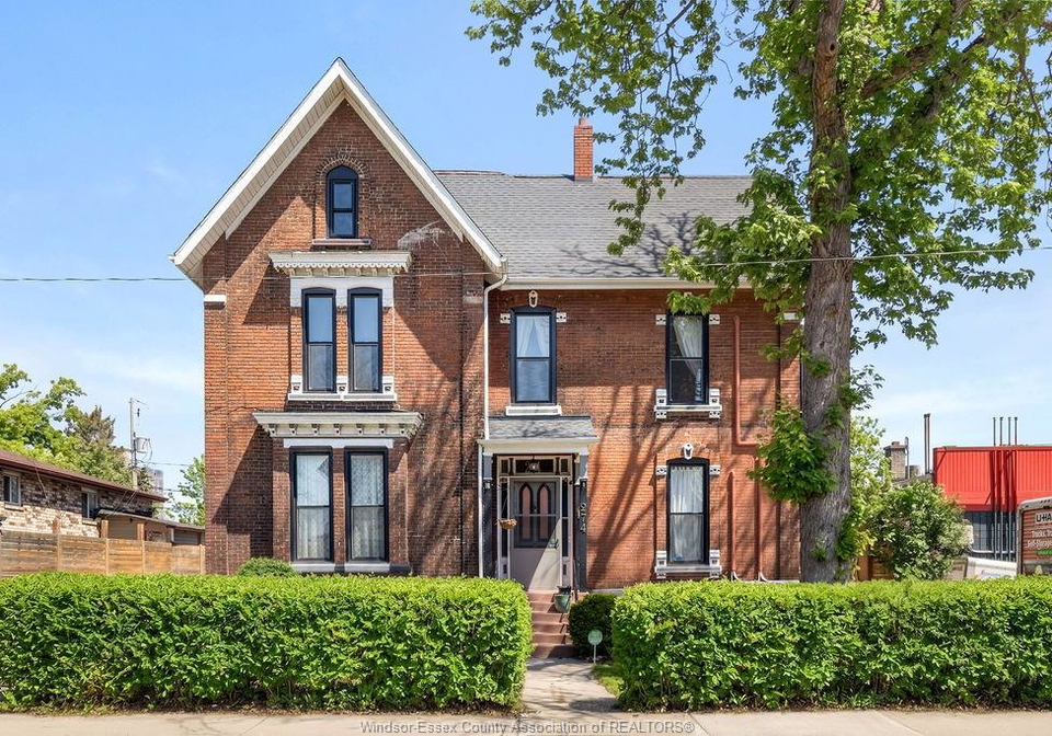 274-crawford-avenue-windsor-ontario-26012501